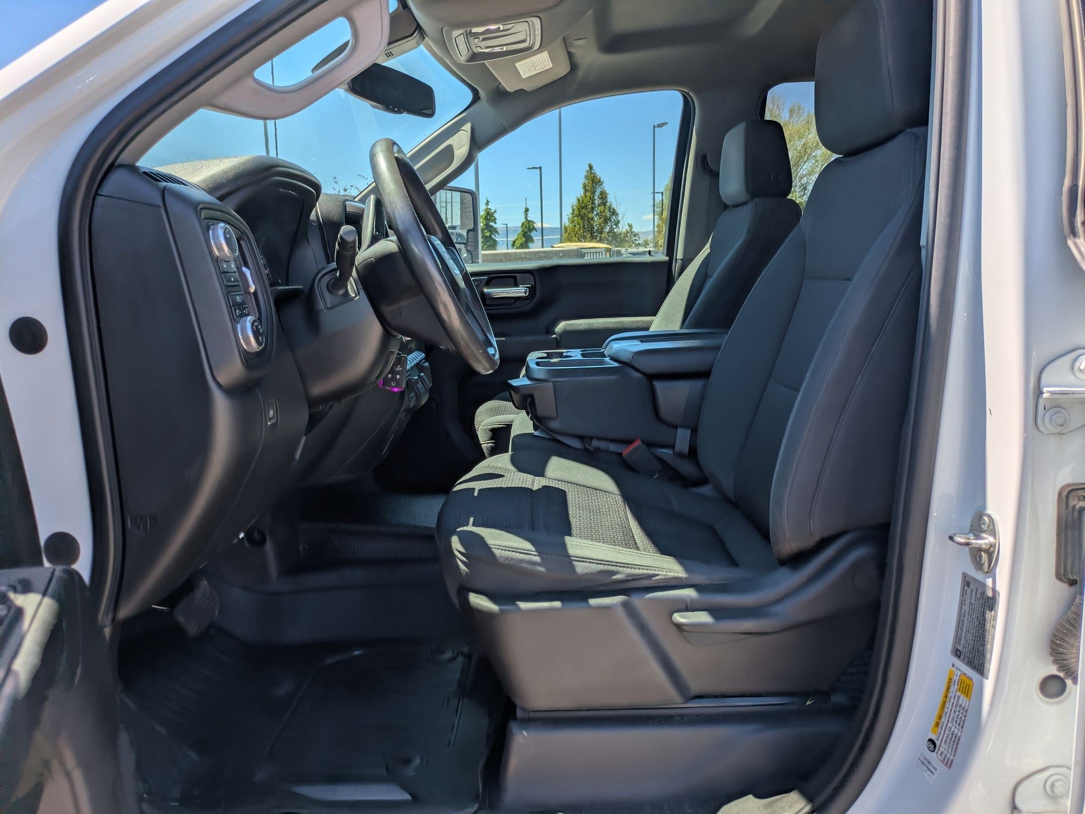 Used 2021 Summit White GMC Base image 15