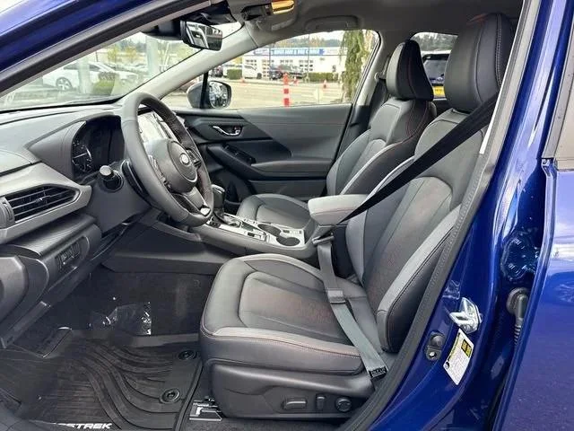 New 2026 SAPPHIRE BLUE PEARL Subaru Limited image 17
