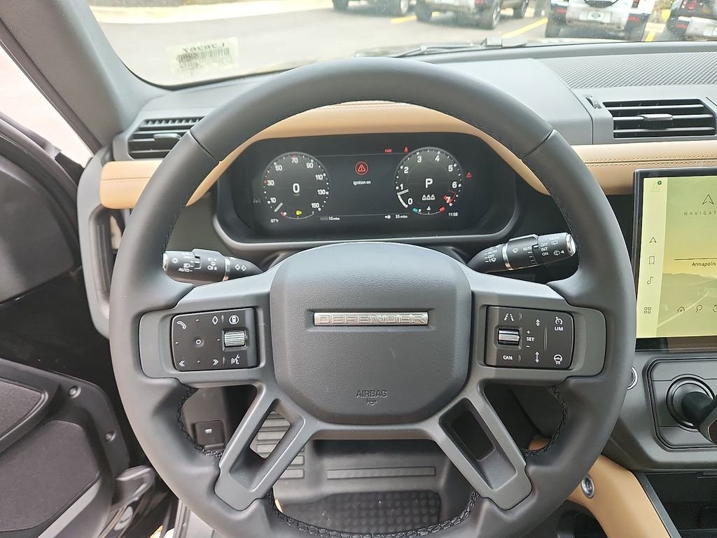 New 2026 Santorini Black Land Rover X-Dynamic SE image 9