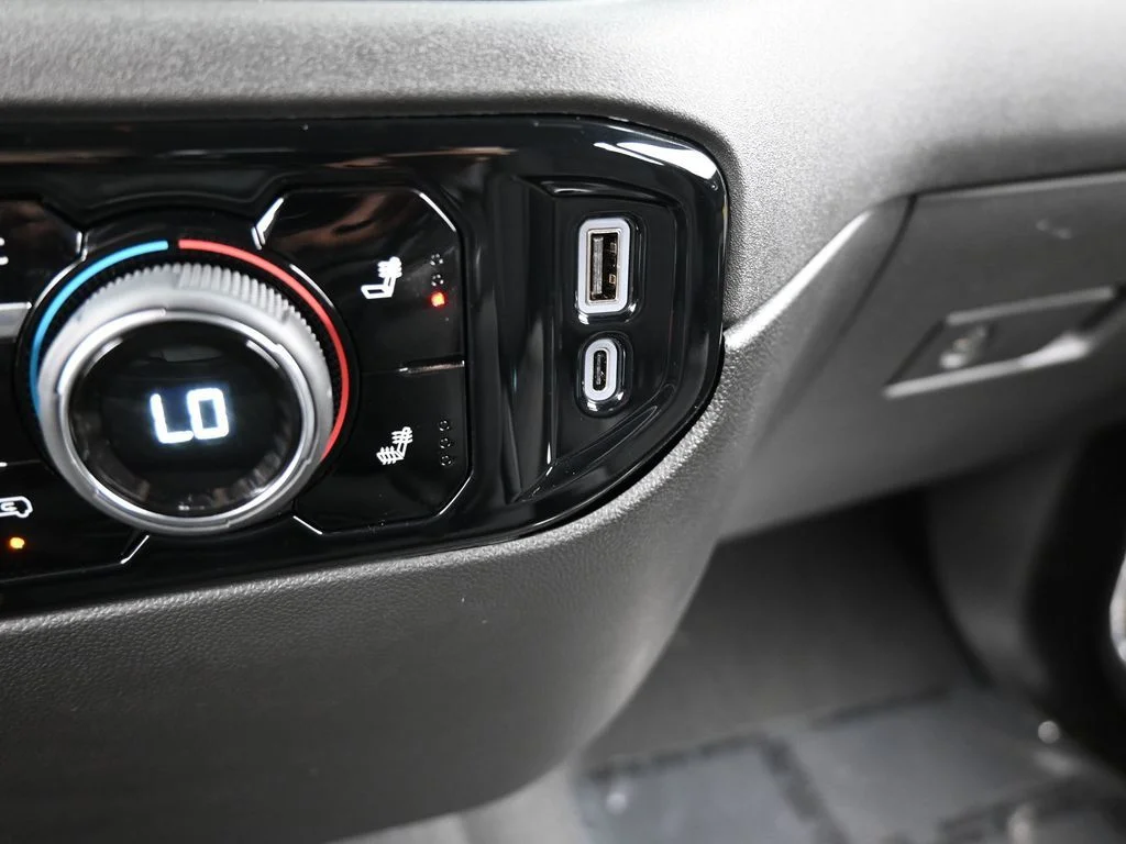 Used 2023 Summit White Chevrolet RST image 26