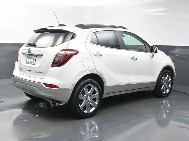 Used 2017 White Buick Premium image 7
