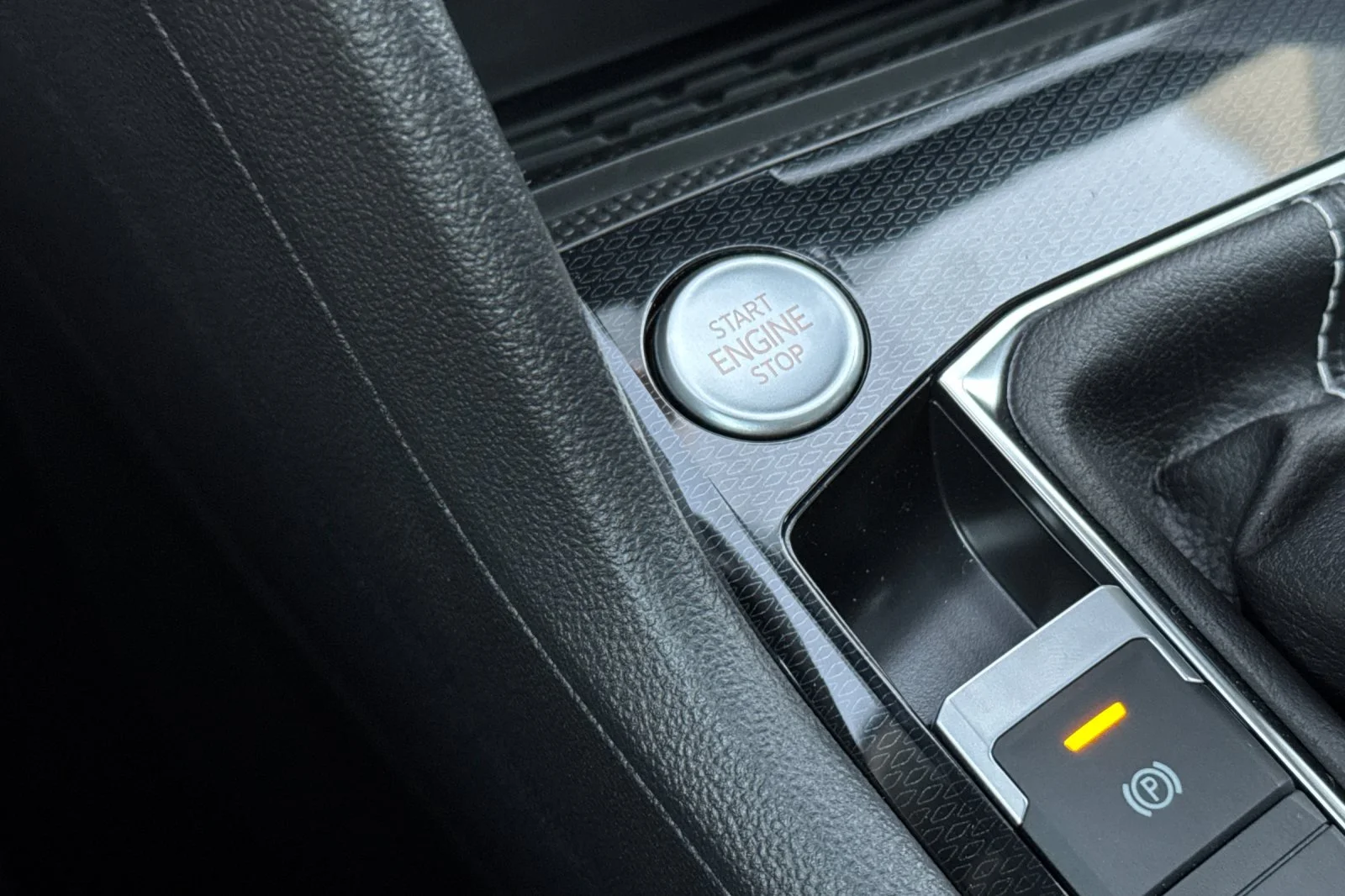 2026 Volkswagen Taos SE Black - Photo 22