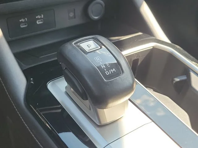2025 Mitsubishi Outlander SE - Photo 34