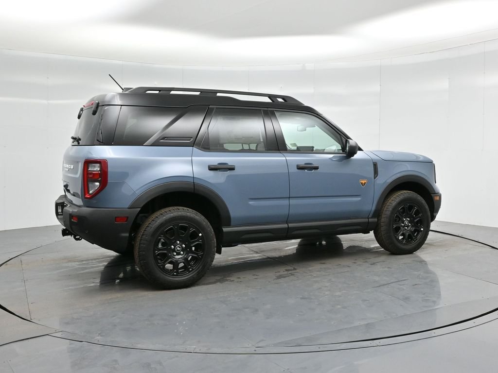 New 2025 Azure Gray Metallic Tri-Coat Ford Badlands image 31