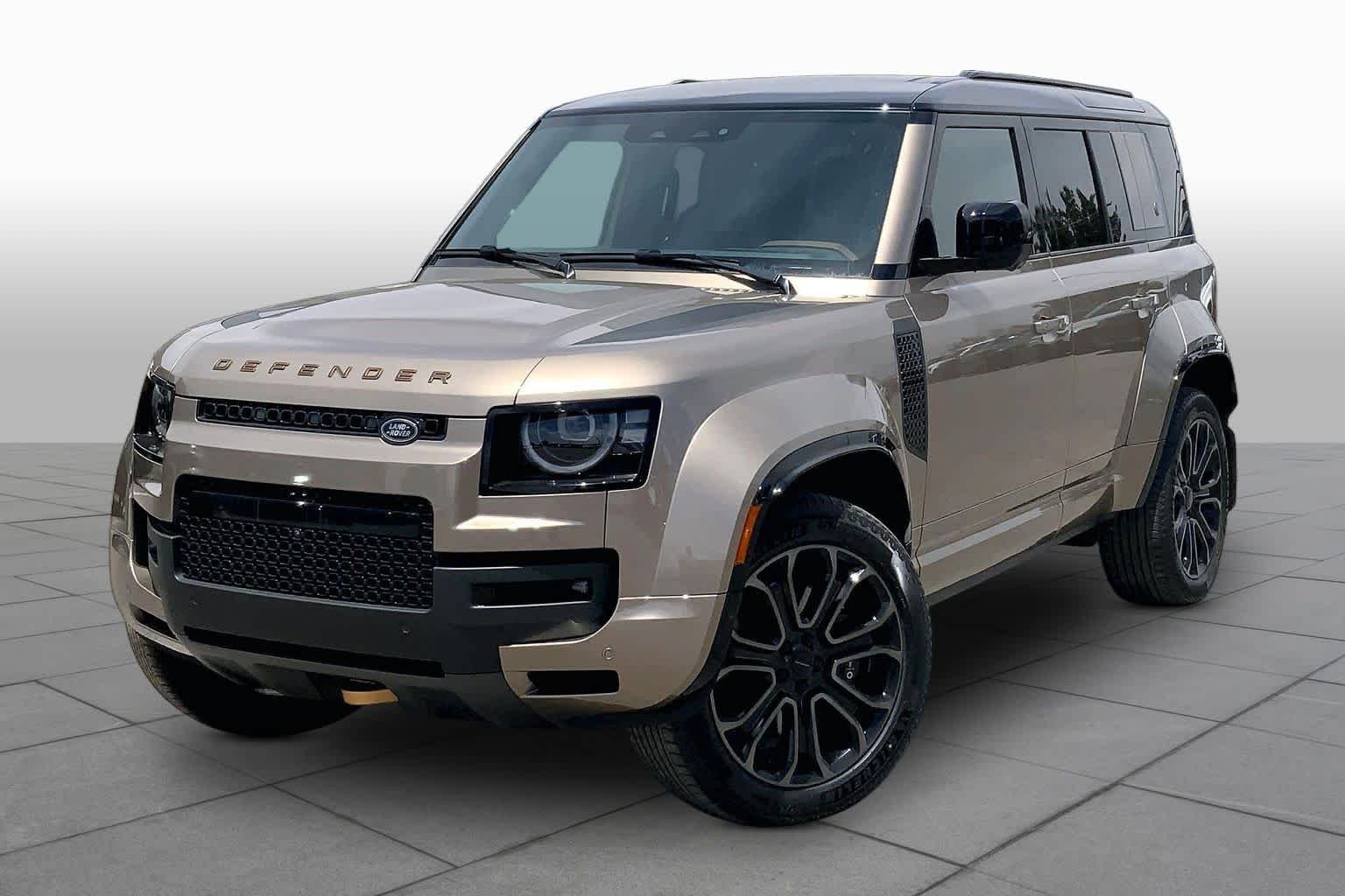 2026 Land Rover Defender 110 OCTA P635's photo