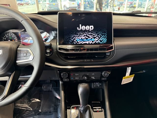 New 2026 Joose (DISC) Jeep Latitude image 21