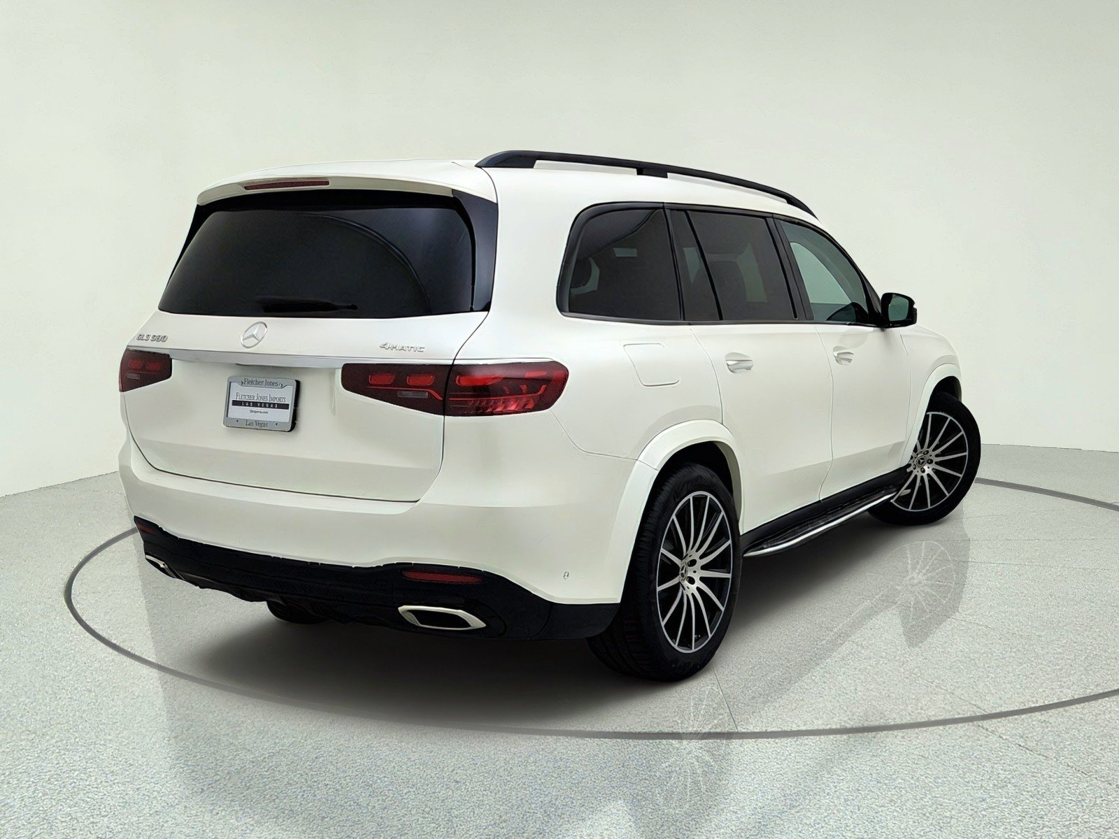 Certified Used 2024 MANUFAKTUR Diamond White Metallic Mercedes-Benz GLS 580 image 9