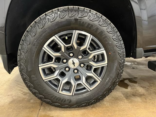 2024 Chevrolet Colorado Z71 - Photo 7