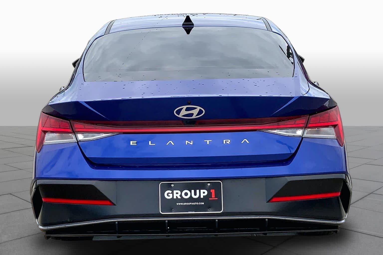 Used 2024 Intense Blue Hyundai SEL image 5