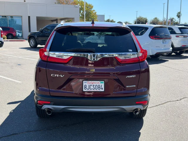 Used 2019 Basque Red Pearl II Honda Touring image 7