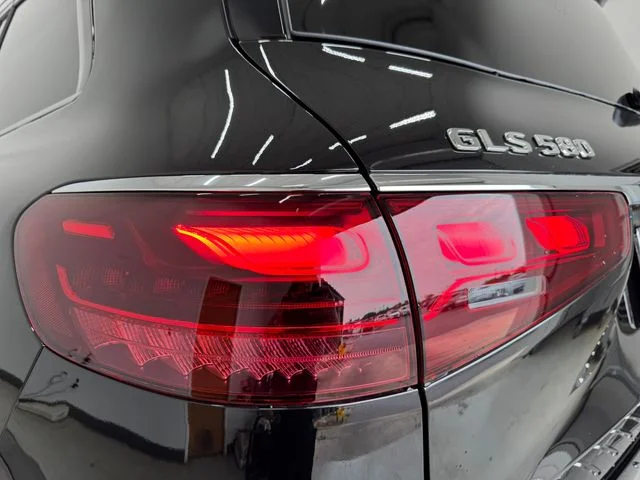 New 2026 Obsidian Black Metallic Mercedes-Benz GLS 580 image 35