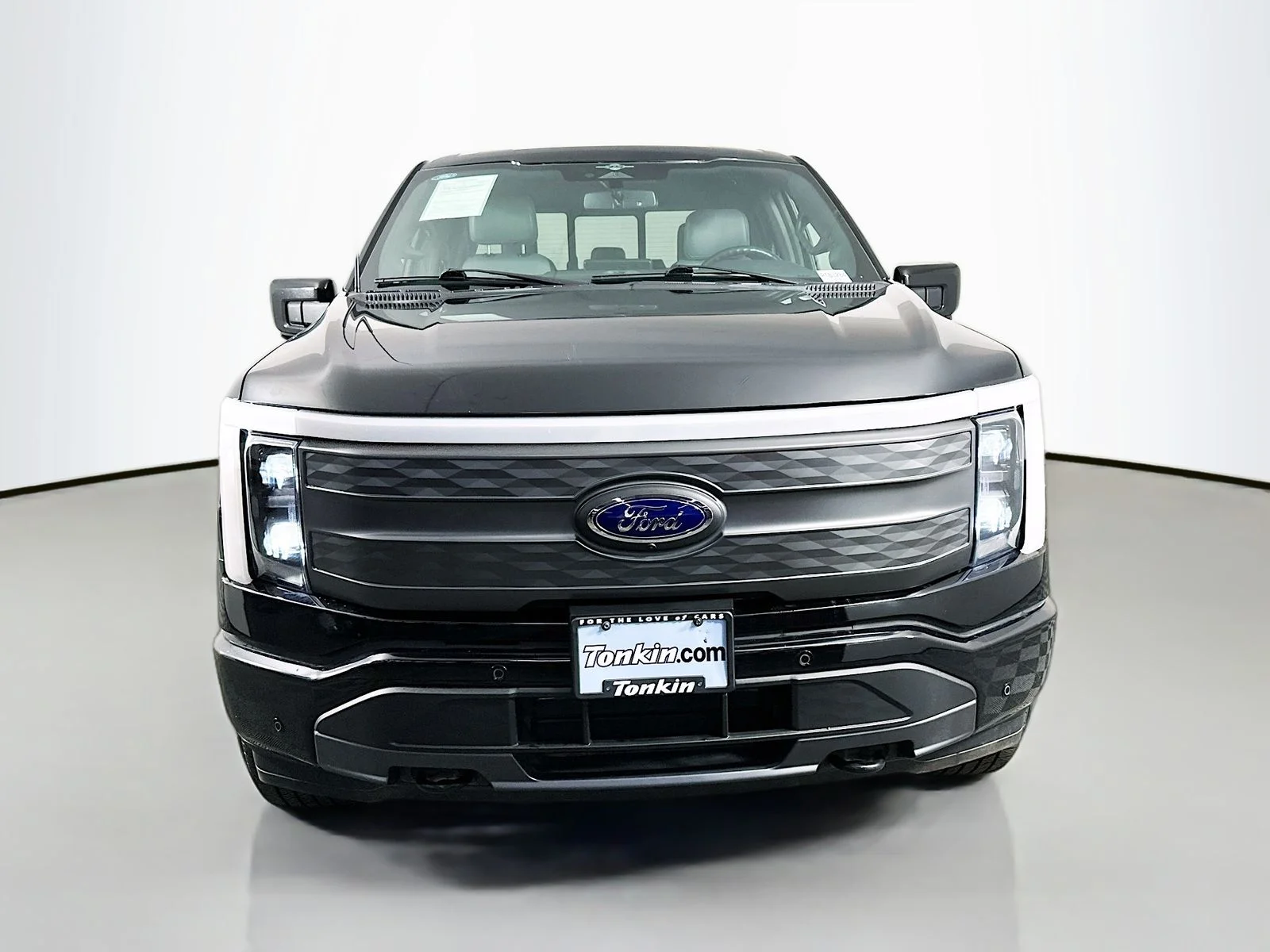 Used 2023 Ford F-150 Lightning Lariat with VIN 1FTVW1EL3PWG45942 for sale in Portland, OR