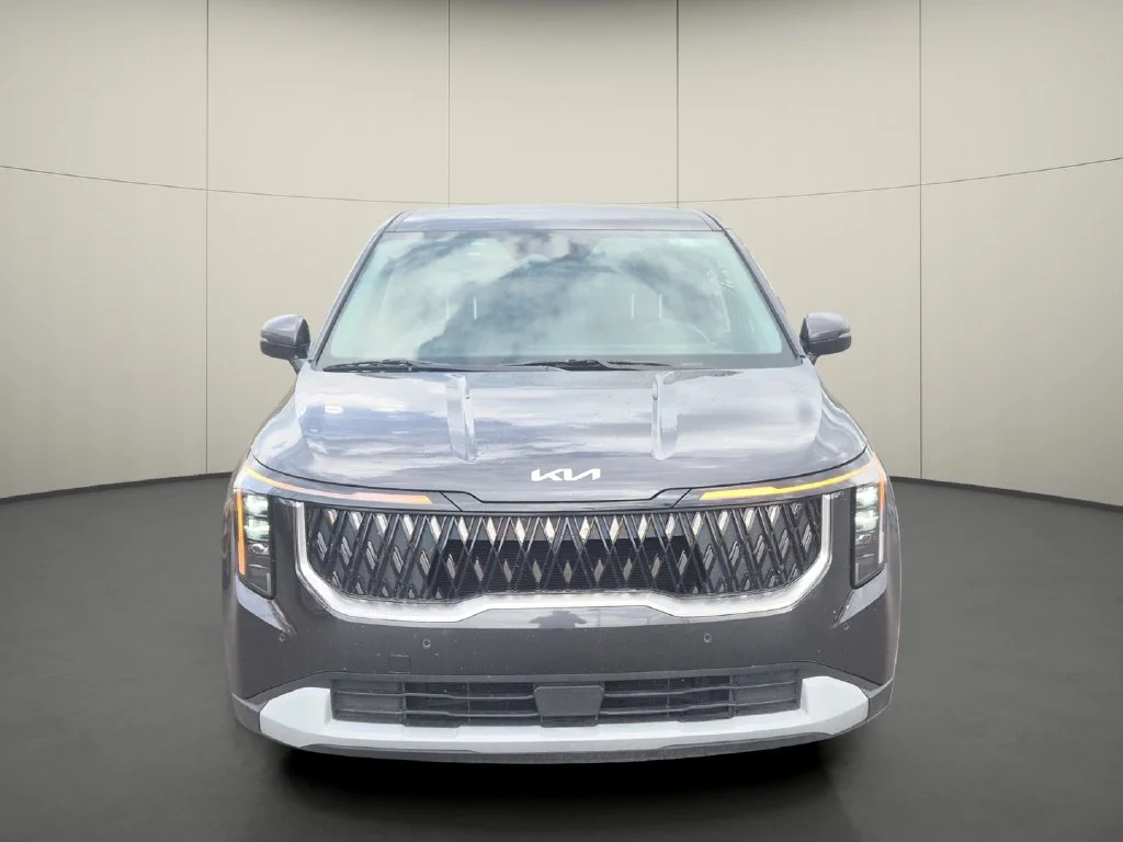 Used 2025 Gray Kia LXS image 2