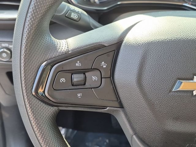 Used 2021 White Chevrolet LT image 16