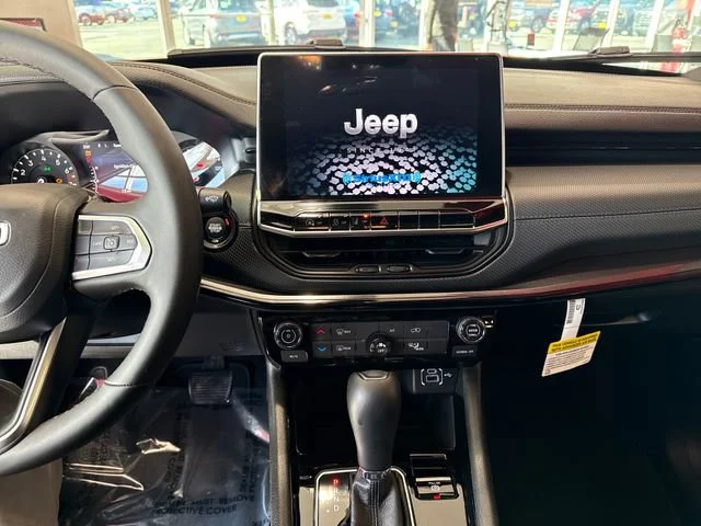 New 2026 Joose Jeep Latitude image 21