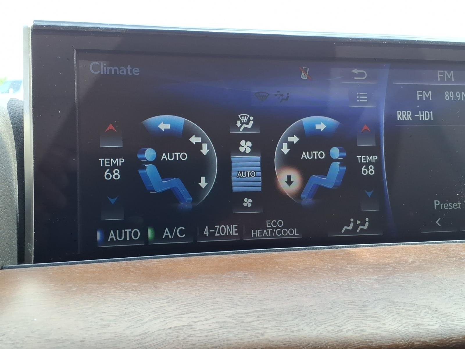 Used 2020 Black Onyx Lexus Three-Row image 15