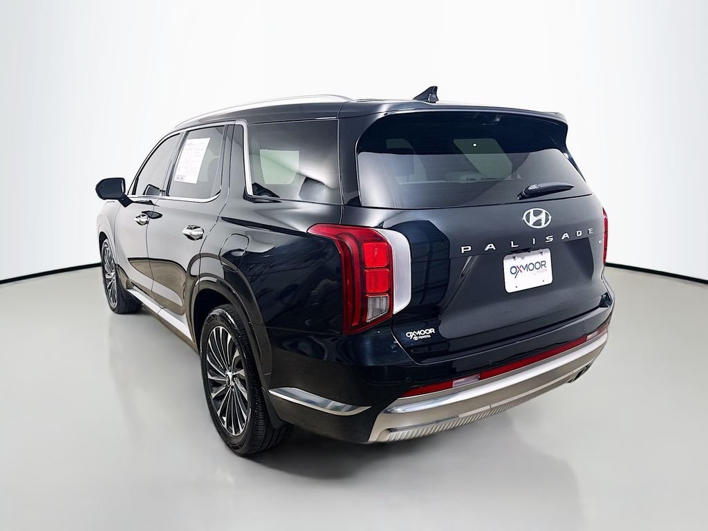 Used 2024 Abyss Black Pearl Hyundai Calligraphy image 5
