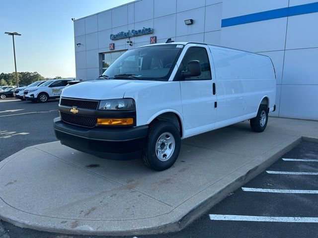 2025 Chevrolet Express Cargo Work Van - Photo 7