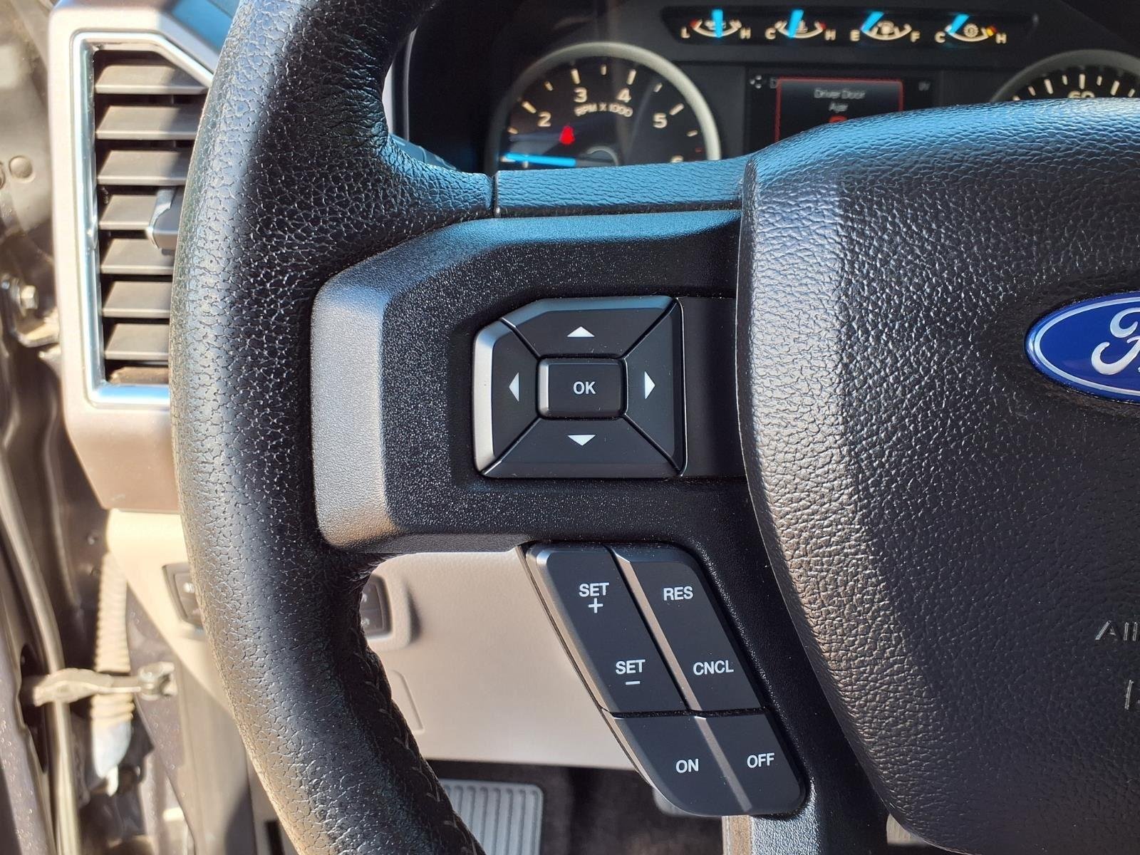 Used 2016 Lithium Gray Ford XLT image 25