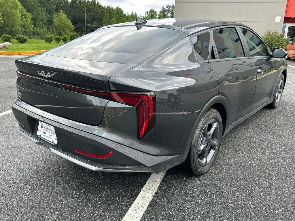 New 2026 Gray Kia LXS image 7