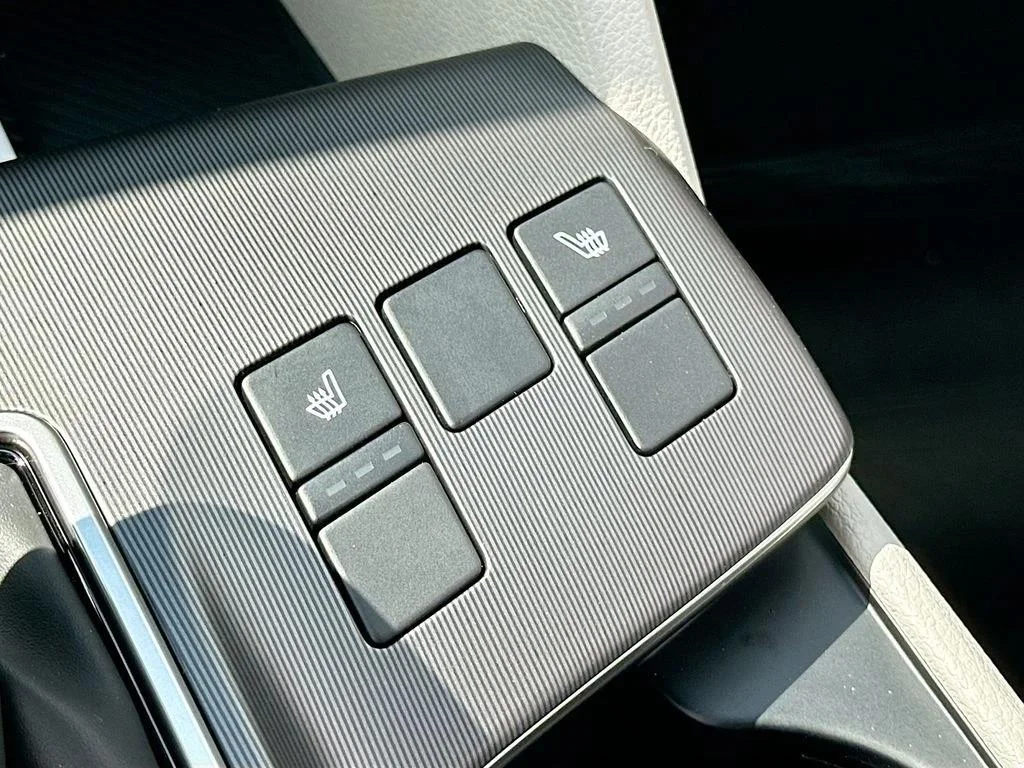 2026 Kia Sportage EX - Photo 19