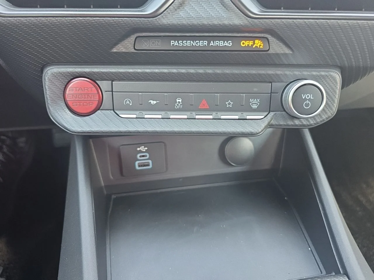 Used 2025 Black Ford GT image 19