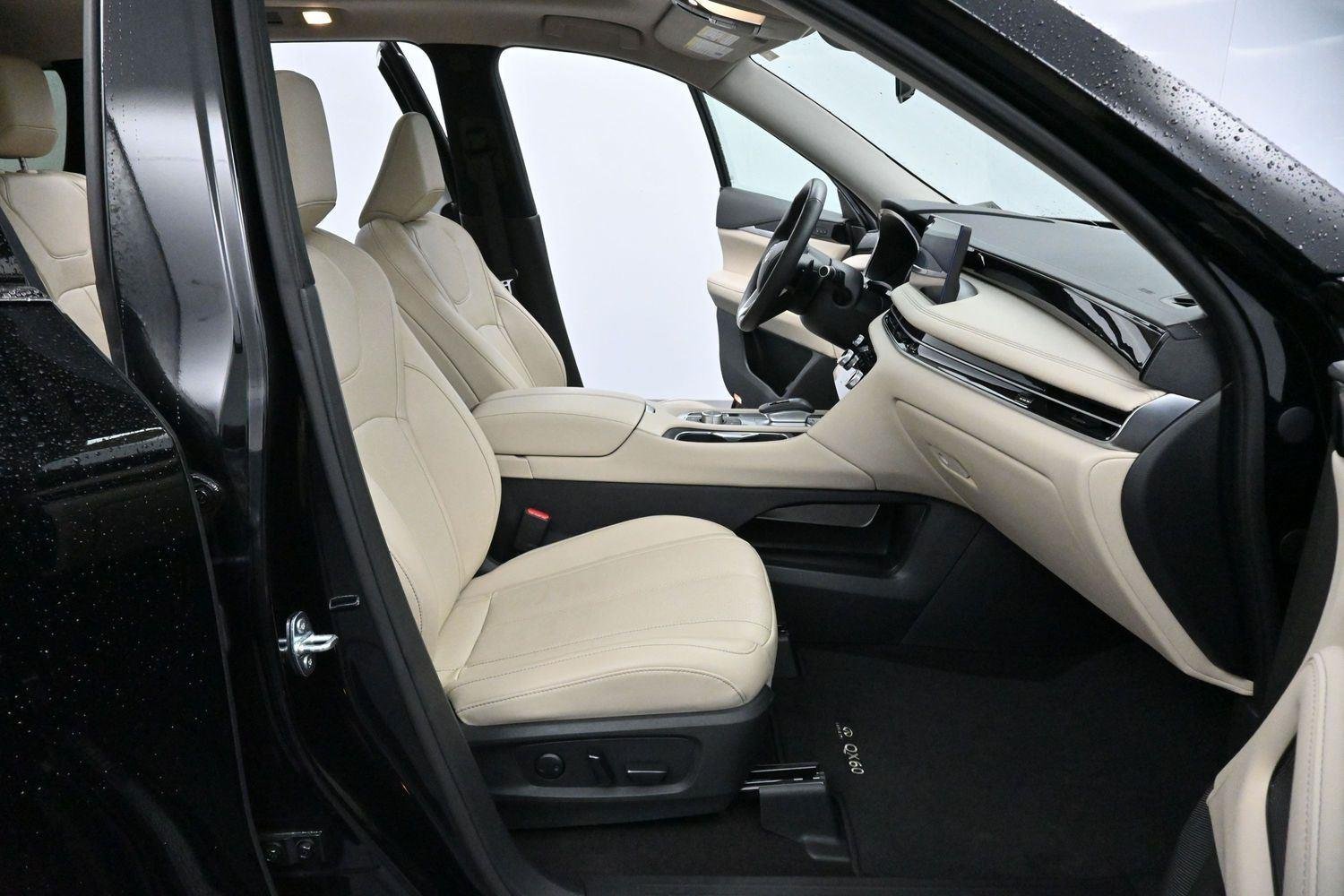 Used 2023 Mineral Black INFINITI PURE image 33