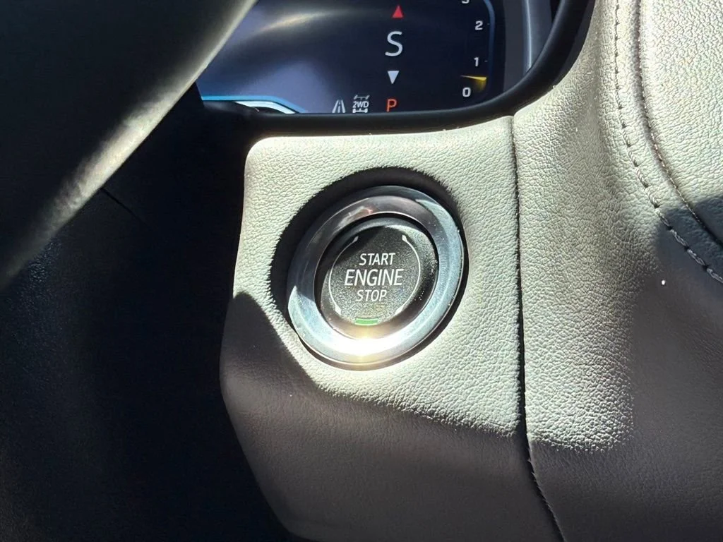 Used 2024 Sterling Gray Metallic Chevrolet LT image 26