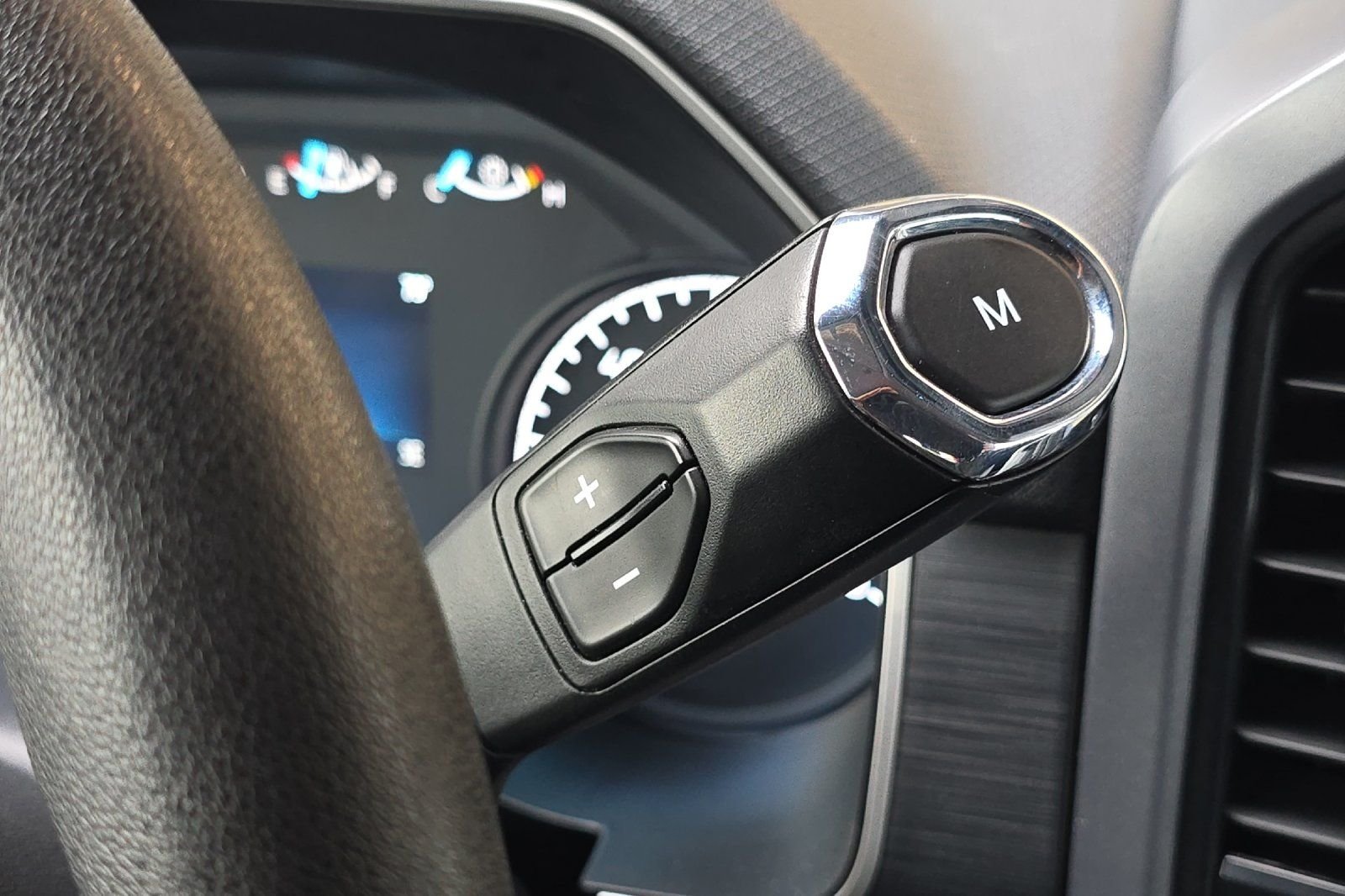 2023 Ford F-150 XLT - Photo 22