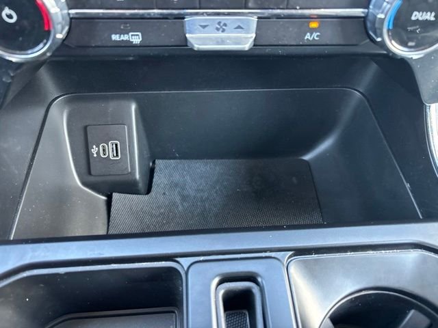 Used 2025 Gray Ford XLT image 26