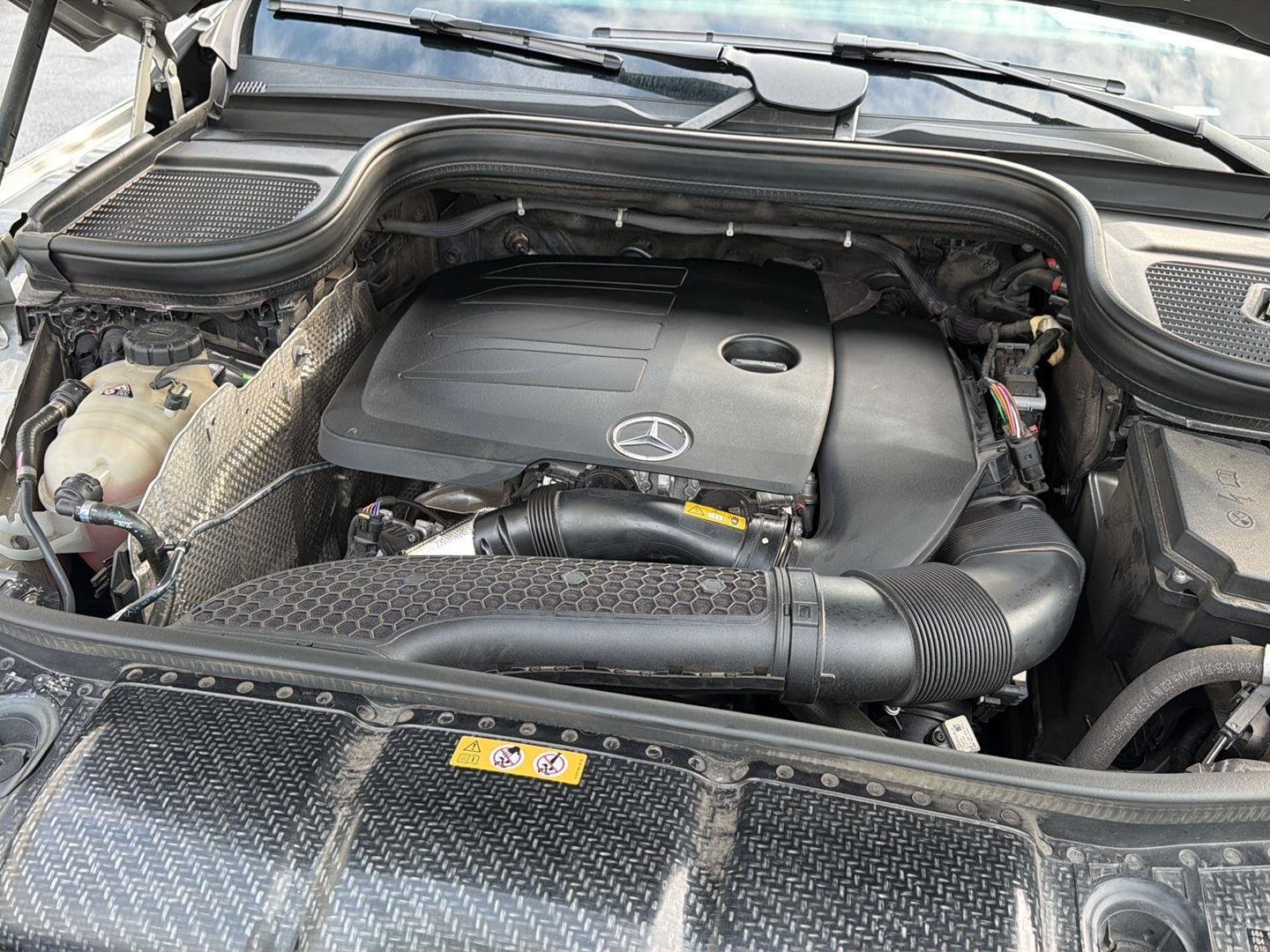 Used 2022 Selenite Grey Metallic Mercedes-Benz GLE 350 image 37