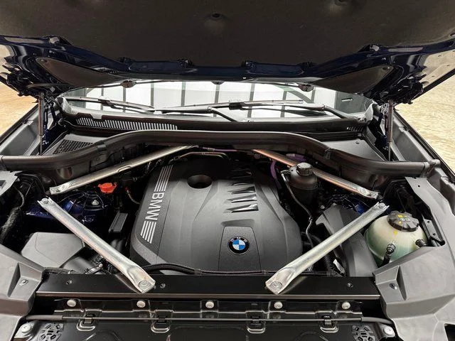 Used 2026 Blue BMW xDrive40i image 27
