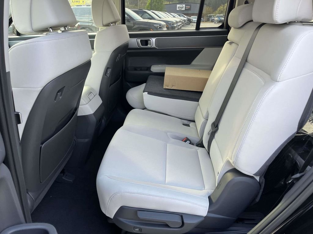 2026 Hyundai Santa Fe SE - Photo 9