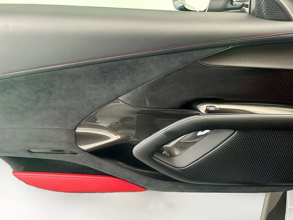 Used 2025 Bianco Artico Ferrari  image 20