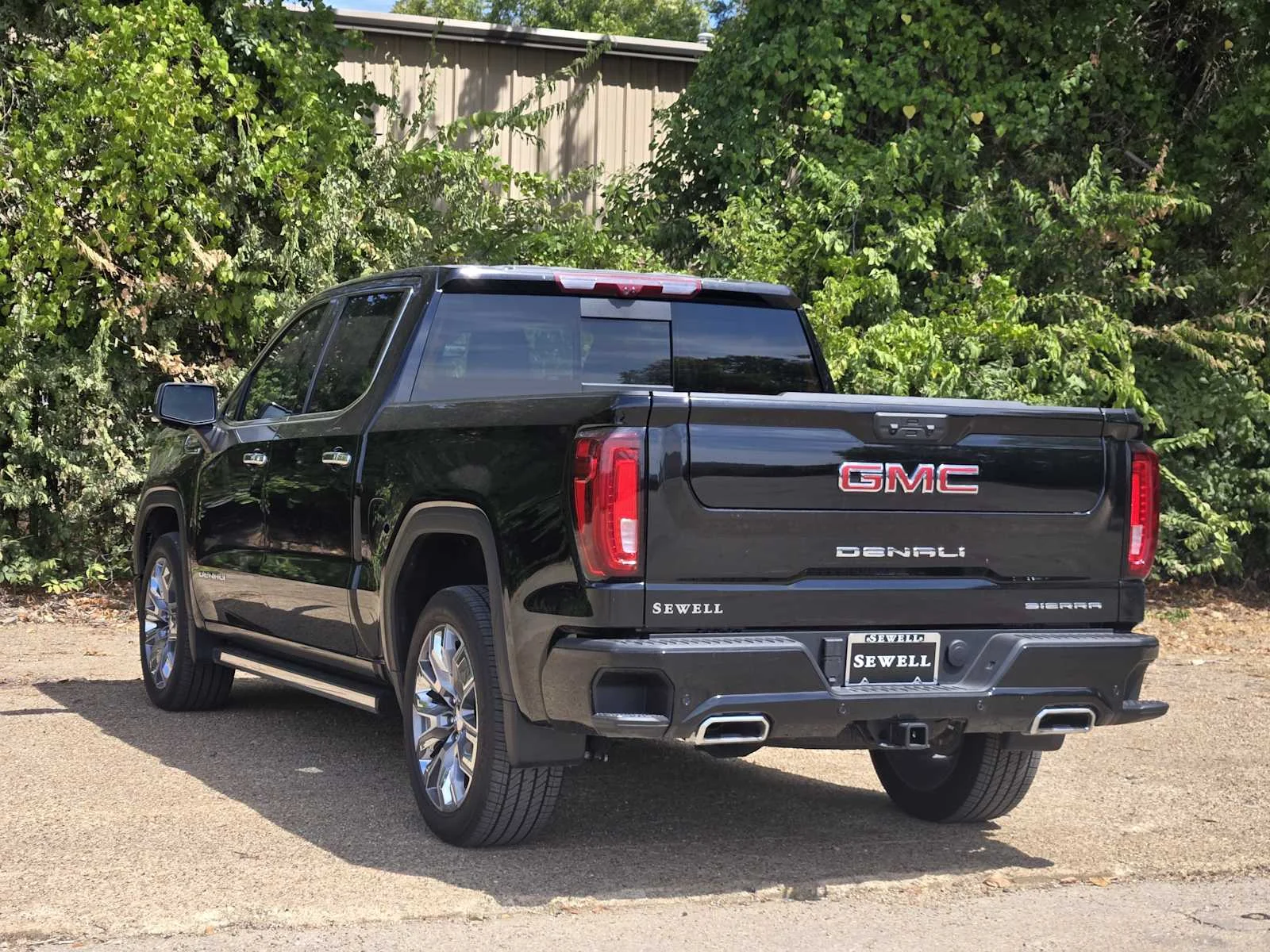 2026 GMC Sierra 1500 Denali - Photo 3