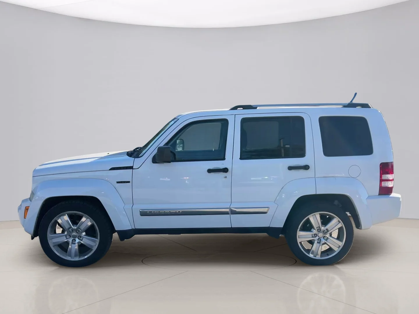 Used 2012 White Jeep LIMITED image 8
