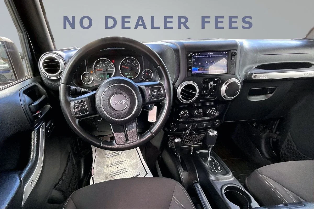 Used 2015 Black Jeep X image 8