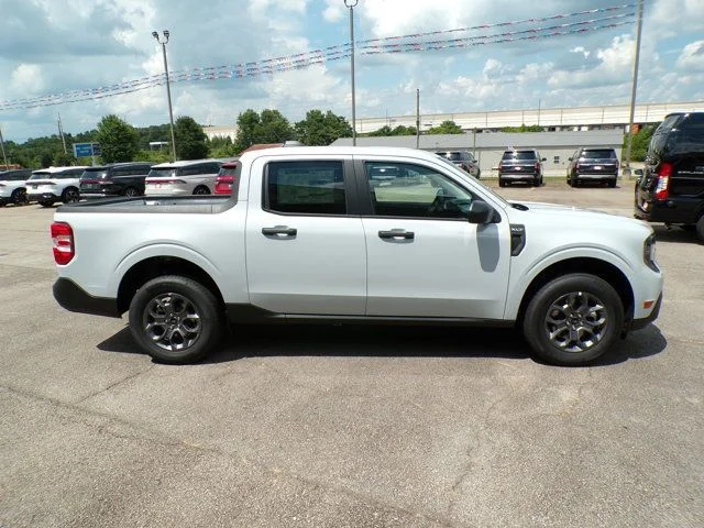 2025 Ford Maverick XLT - Photo 9