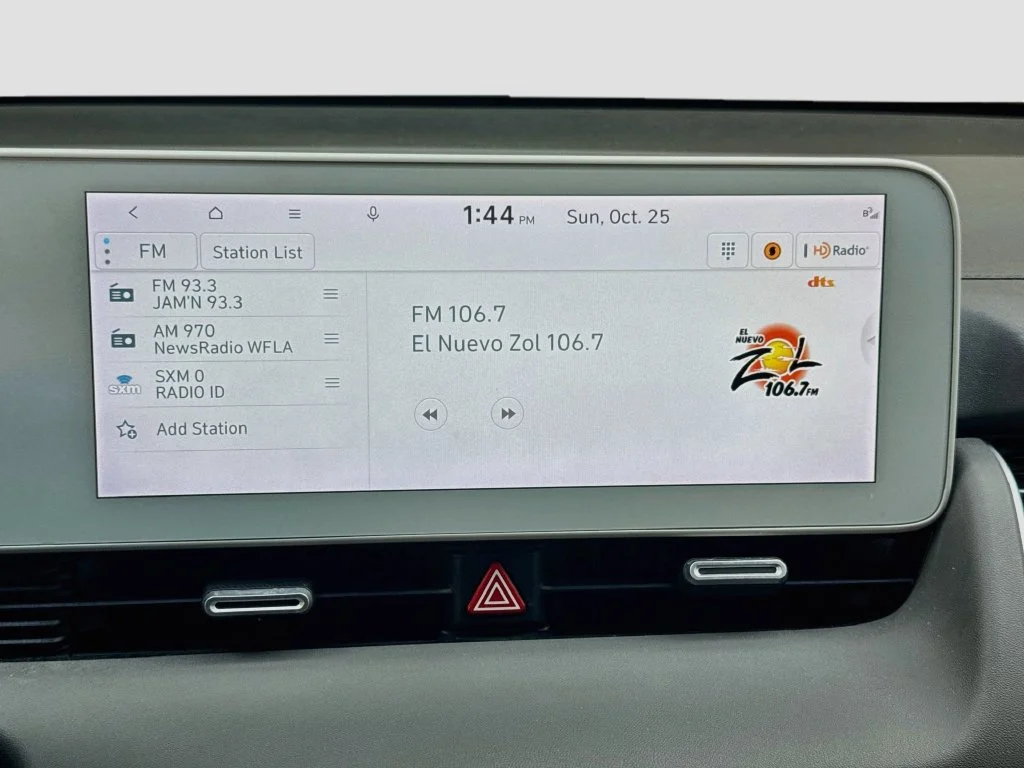 Used 2024 Blue Hyundai SEL image 16