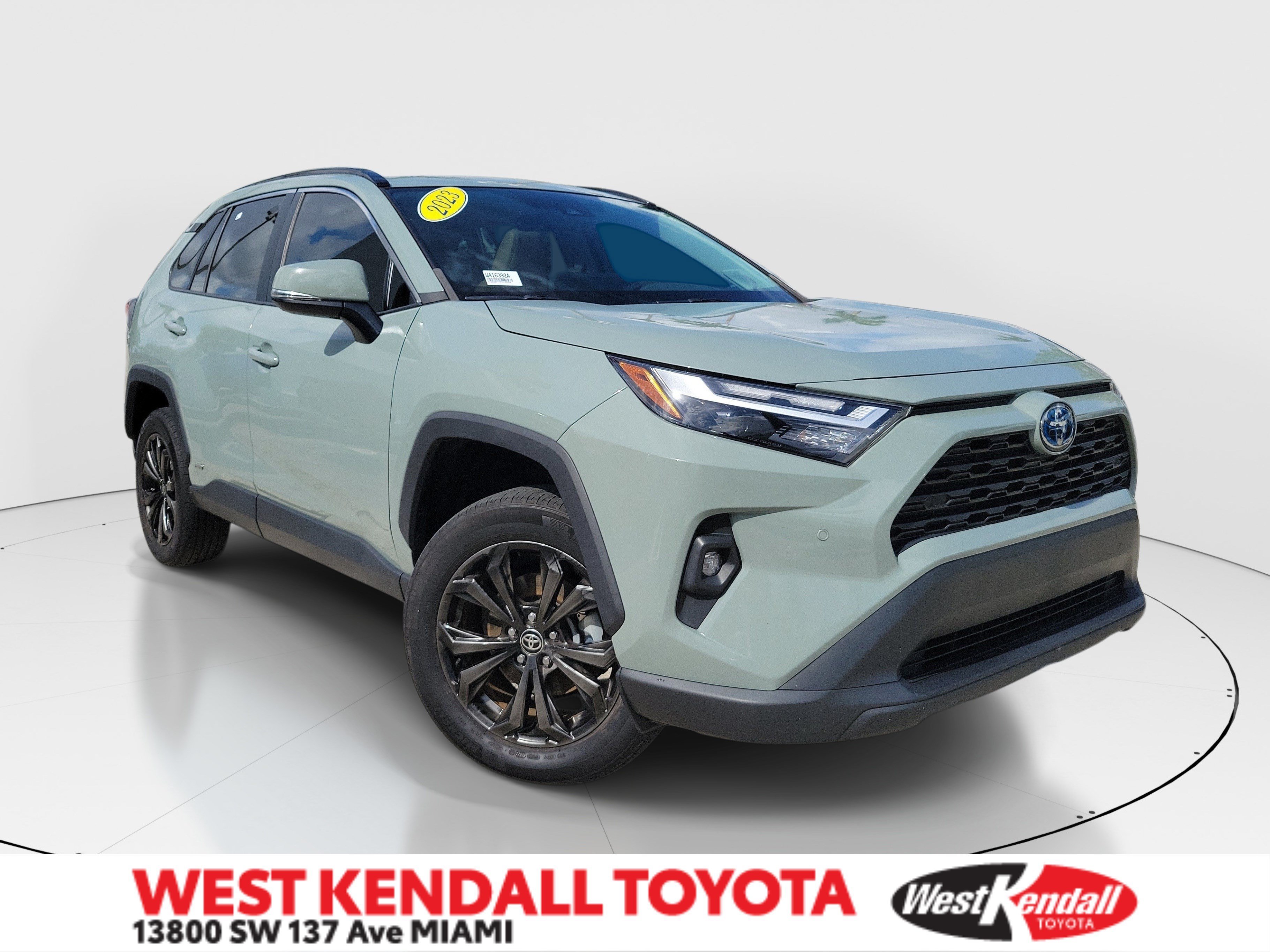 Used 2023 Lunar Toyota Hybrid XLE Premium image 1