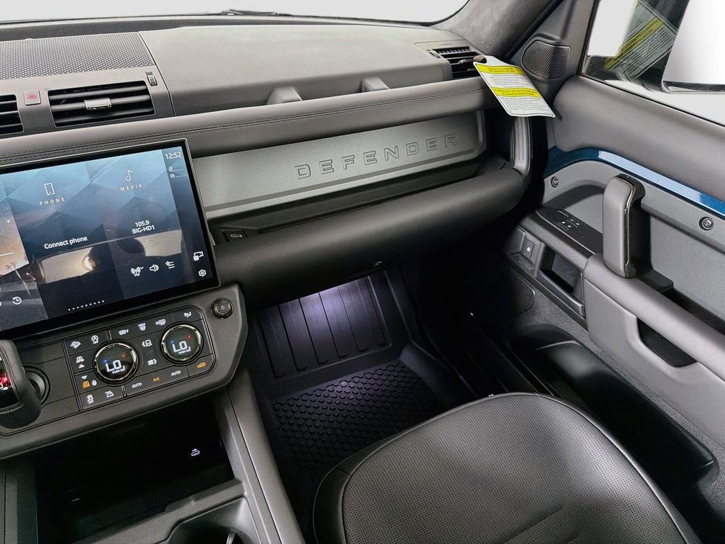 New 2026 Sargasso Blue Land Rover  OCTA image 25
