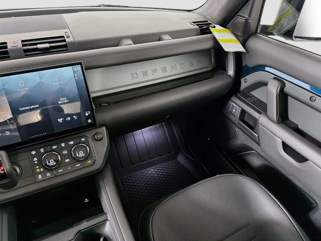 New 2026 Sargasso Blue Land Rover  OCTA image 25