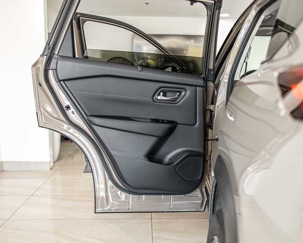 Used 2025 Black Nissan SL image 36