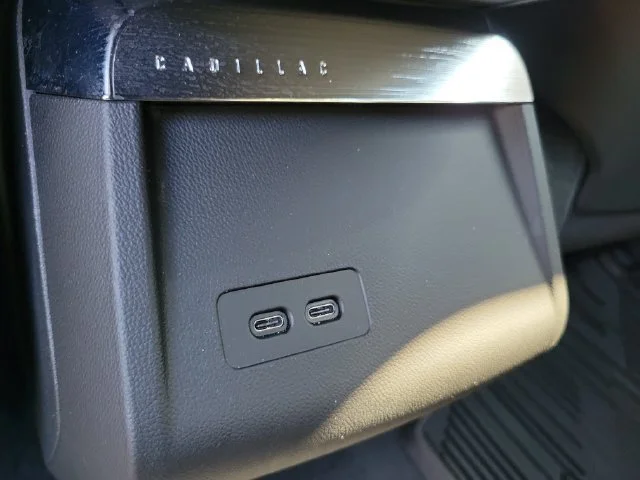 2024 Cadillac LYRIQ Tech - Photo 23