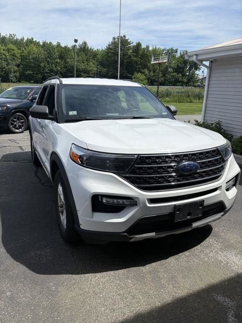 Used 2020 White Ford XLT image 2