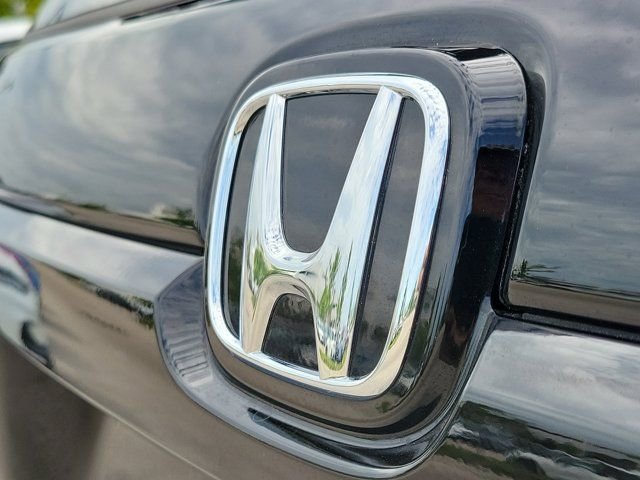 Used 2025 Crystal Black Pearl Honda TrailSport image 10