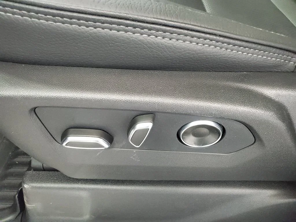 New 2026 Glacier White Tricoat GMC Denali image 8