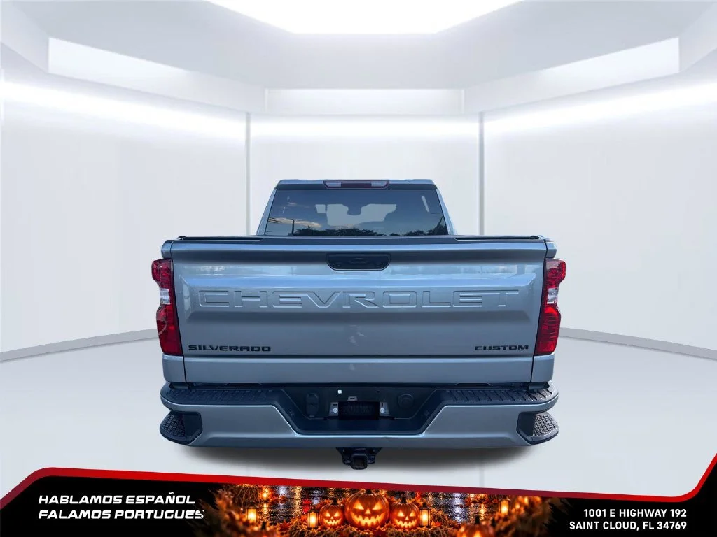 Used 2025 Sterling Gray Metallic Chevrolet Custom image 4
