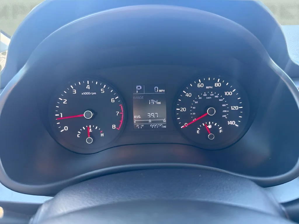 Used 2019 Red Kia S image 19