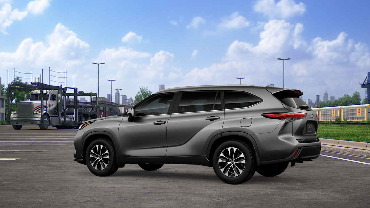 New 2026 Heavy Metal Toyota XLE image 27